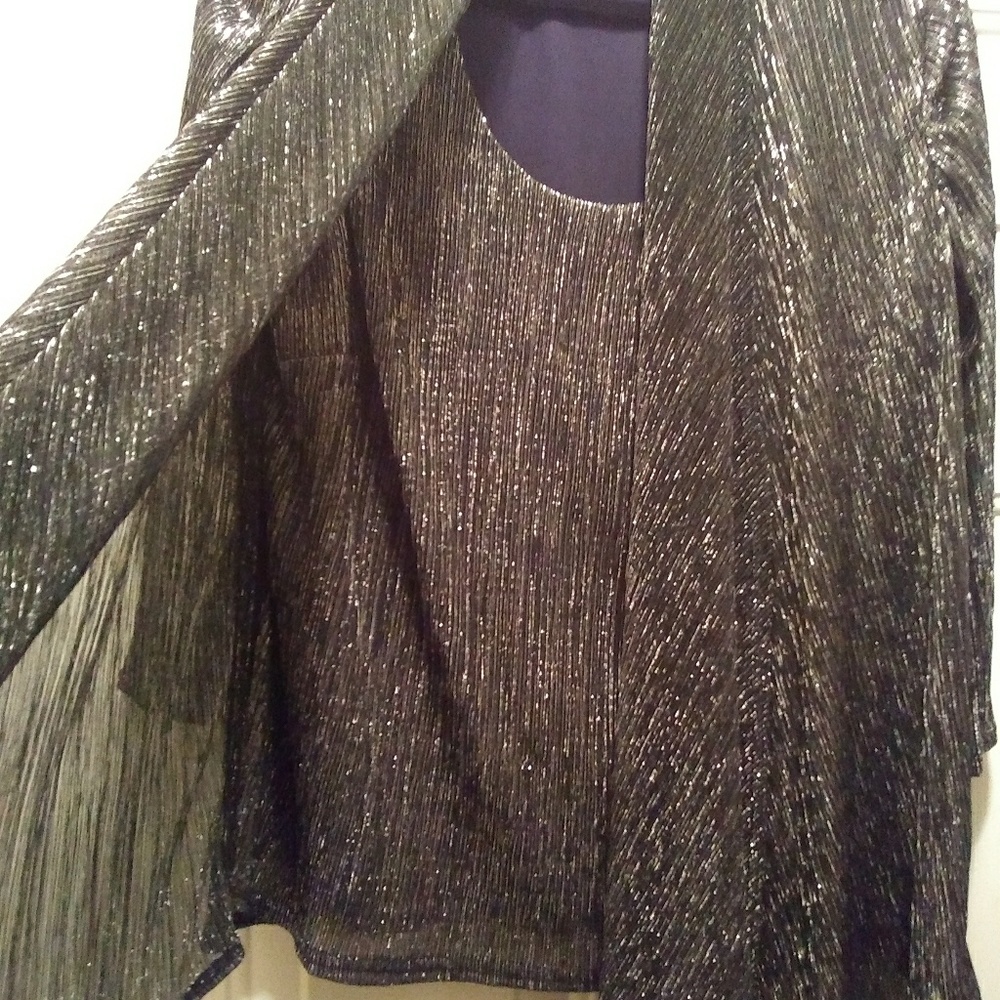 Blouse - Picture 4 of 7